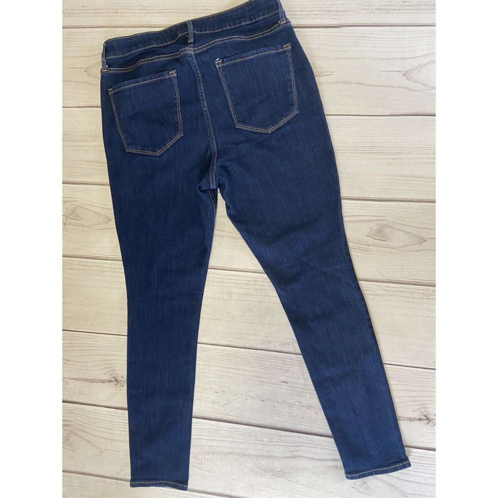 Old Navy Women's Size 12 w32 Dark Wash Blue Denim High Rise Super Skinny Jeans - Picture 2 of 9